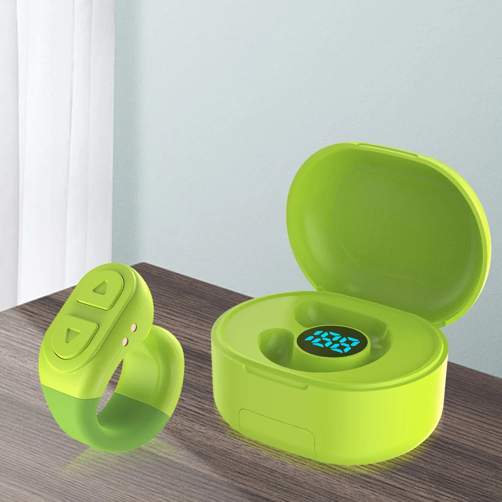 For TikTok Scrolling Ring Wireless Camera Shutter Selfie Button Kindle App Remote Page Turner Clicker for iOS Android Cell Phone